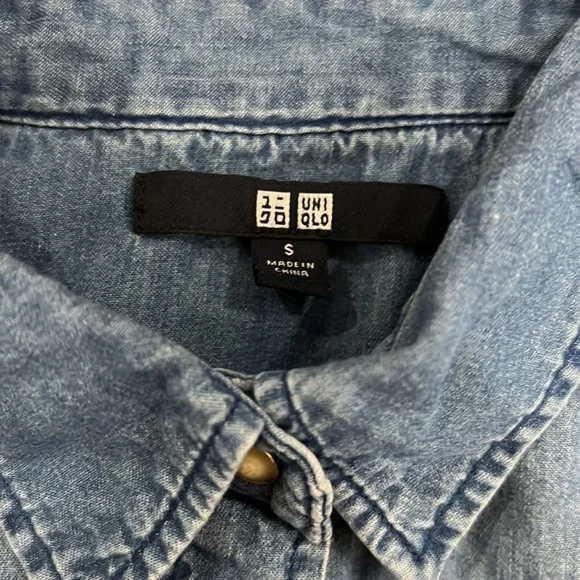 Uniqlo Denim Shirt Sz S - Picture 5 of 12